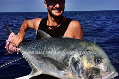 Giant Trevally Fiskeri Similan Islands Thailand